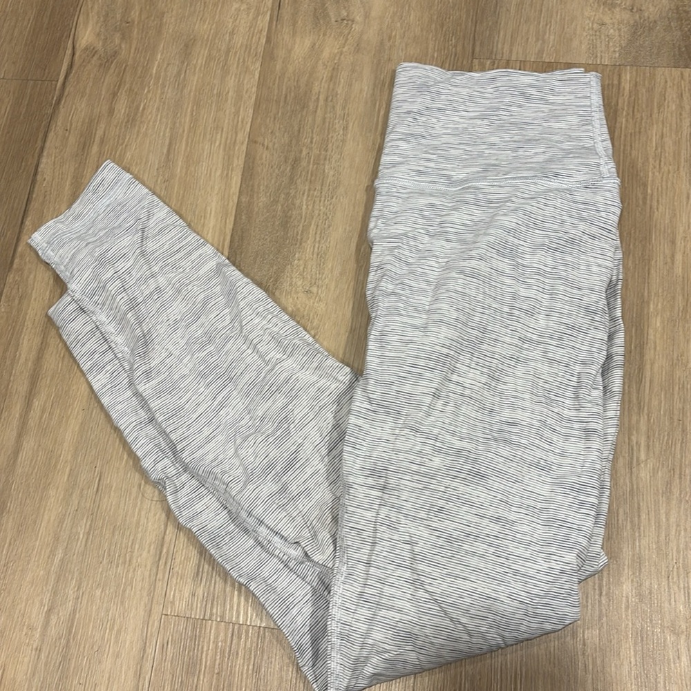 Lululemon Wunder Under Leggings
